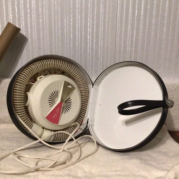 VINTAGE Grant Maid Portable Bonnet Hair Dryer in Travel Model  90779